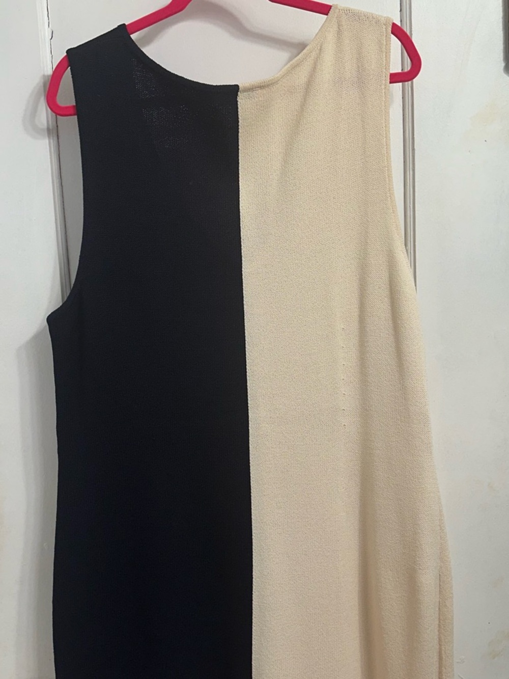 St. John Sport Colorblock V-Neck Sleeveless Dress - Navy & Cream - Picture 7 of 7